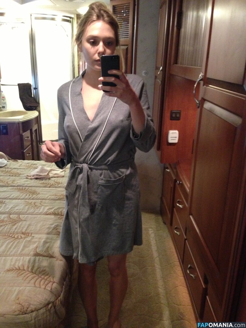 Elizabeth Olsen Nackt Geleaktes Foto #3