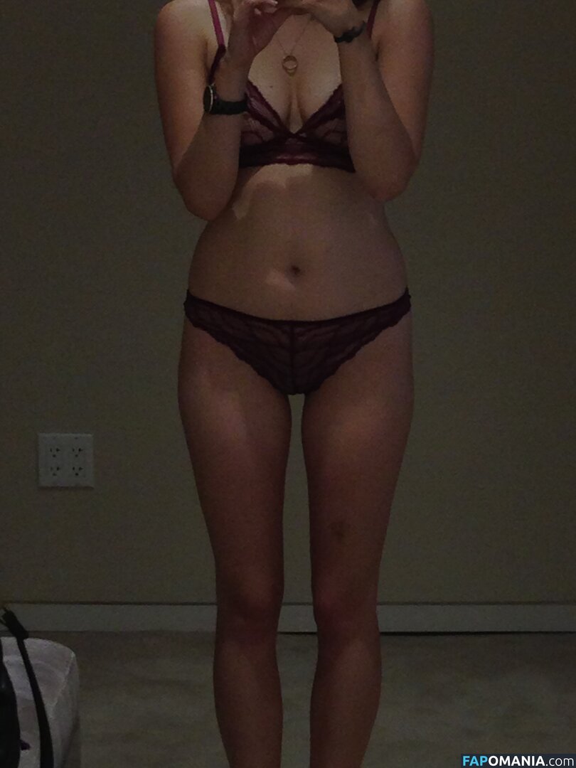 Elizabeth Olsen Nackt Geleaktes Foto #12