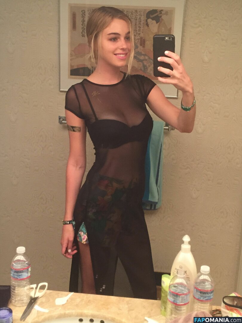Elizabeth Turner Nackt Geleaktes Foto #92
