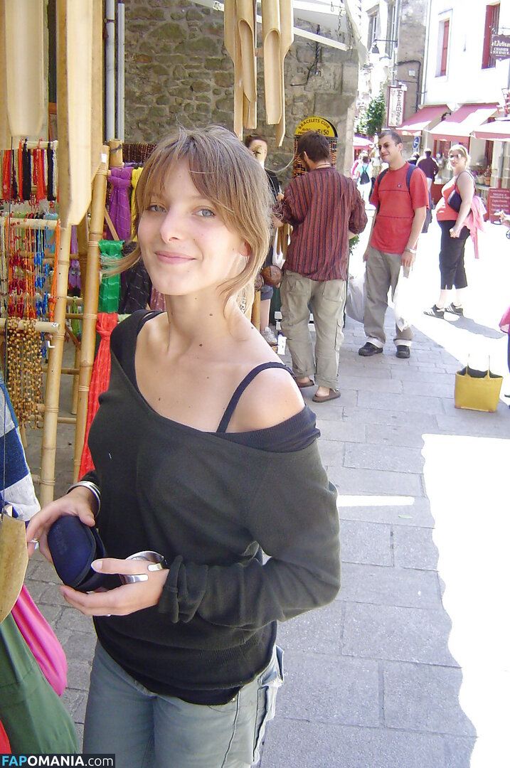 Elodie Varlet Nackt Geleaktes Foto #15