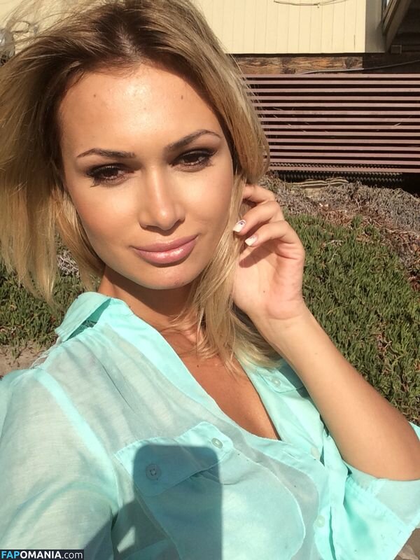 Emma Hernan Nackt Geleaktes Foto #195