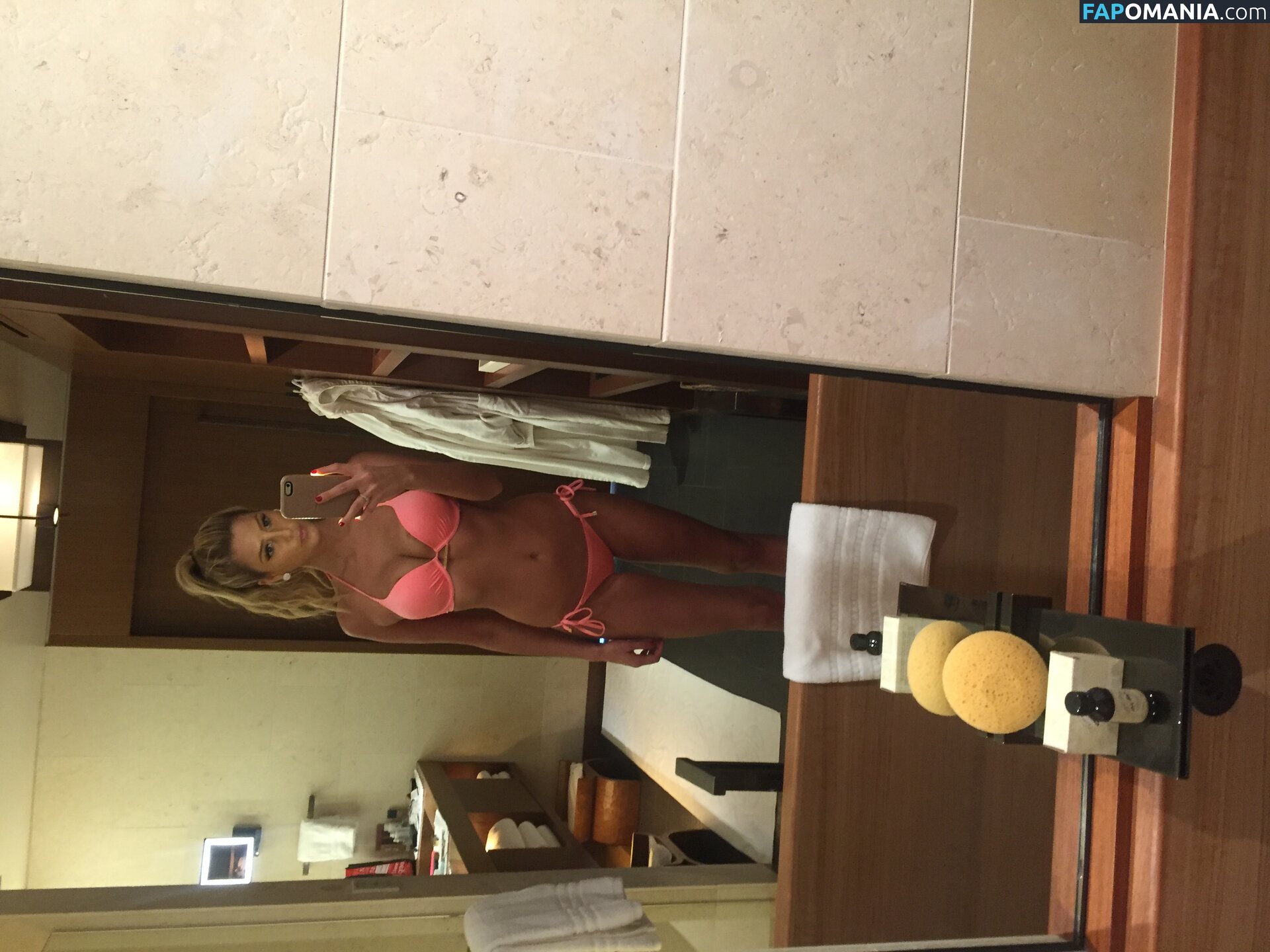 Emma Hernan Nackt Geleaktes Foto #578