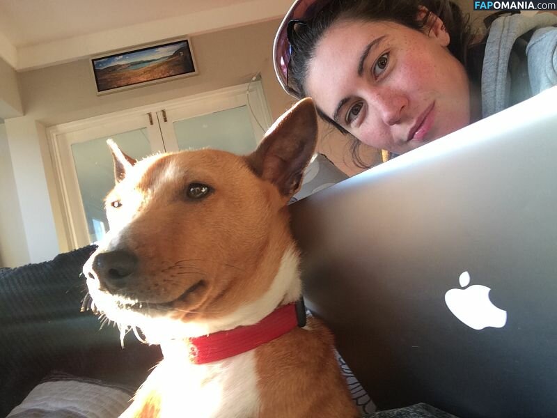 Emma Trott Nackt Geleaktes Foto #6