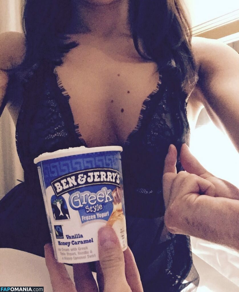 Faye Brookes Nackt Geleaktes Foto #12