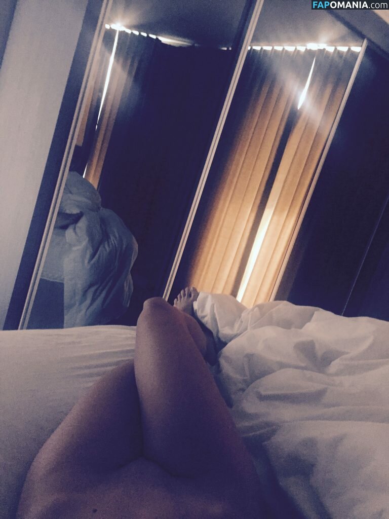 Faye Brookes Nackt Geleaktes Foto #18