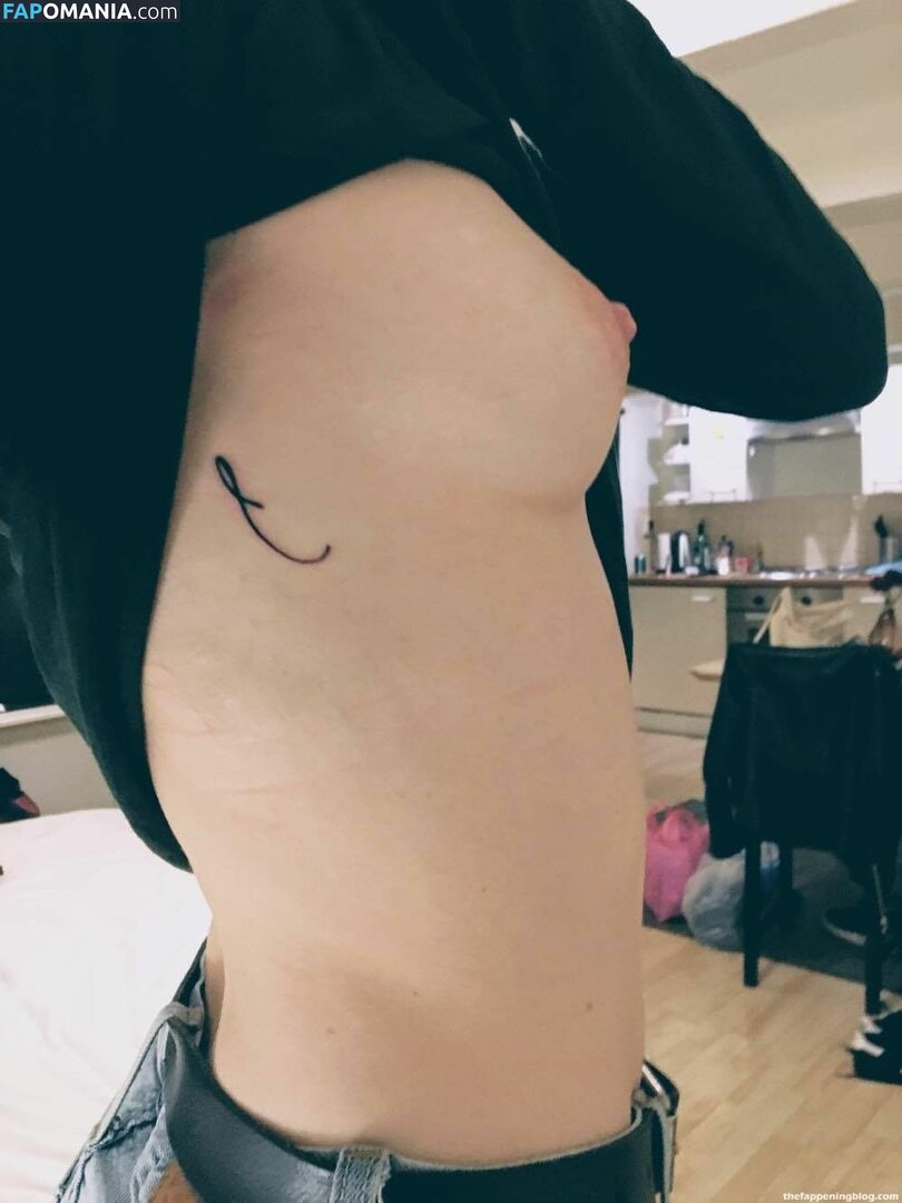 Fleur Geffrier Nackt Geleaktes Foto #35