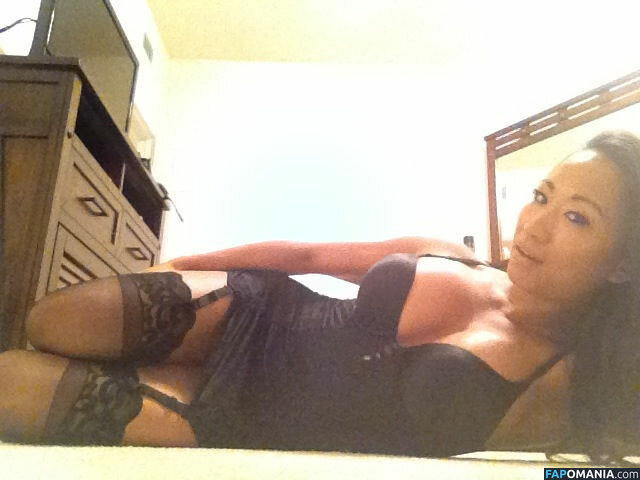 Gail Kim Nackt Geleaktes Foto #7