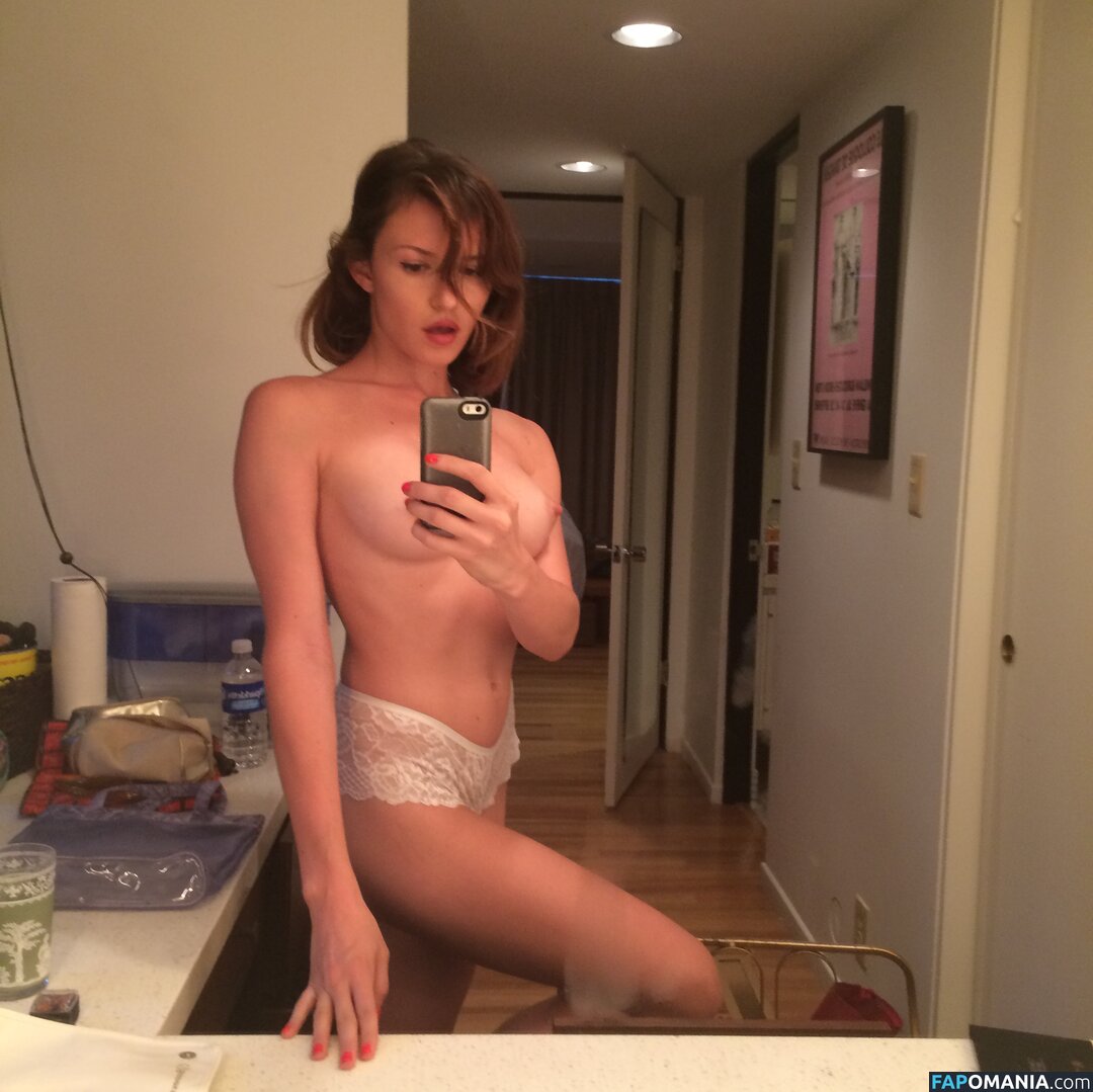 Hailey Gates And Paige Elkington Nackt Geleaktes Foto #94
