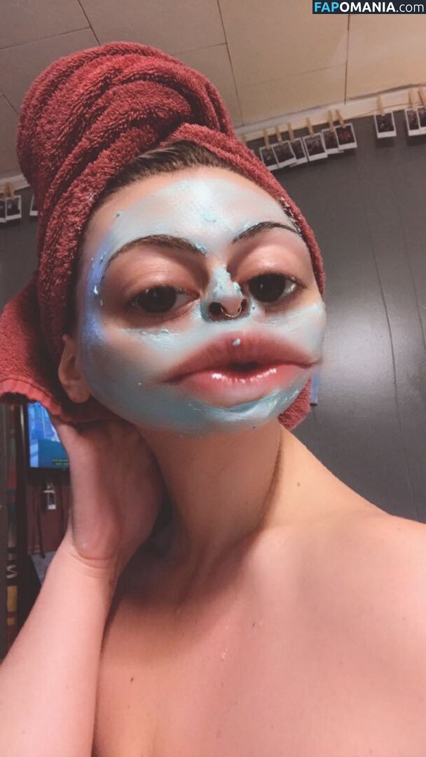Hannah Schewel Nackt Geleaktes Foto #6