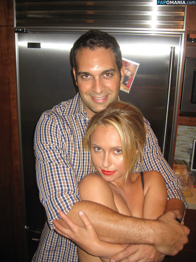 Hayden Panettiere Nackt Geleaktes Foto #10
