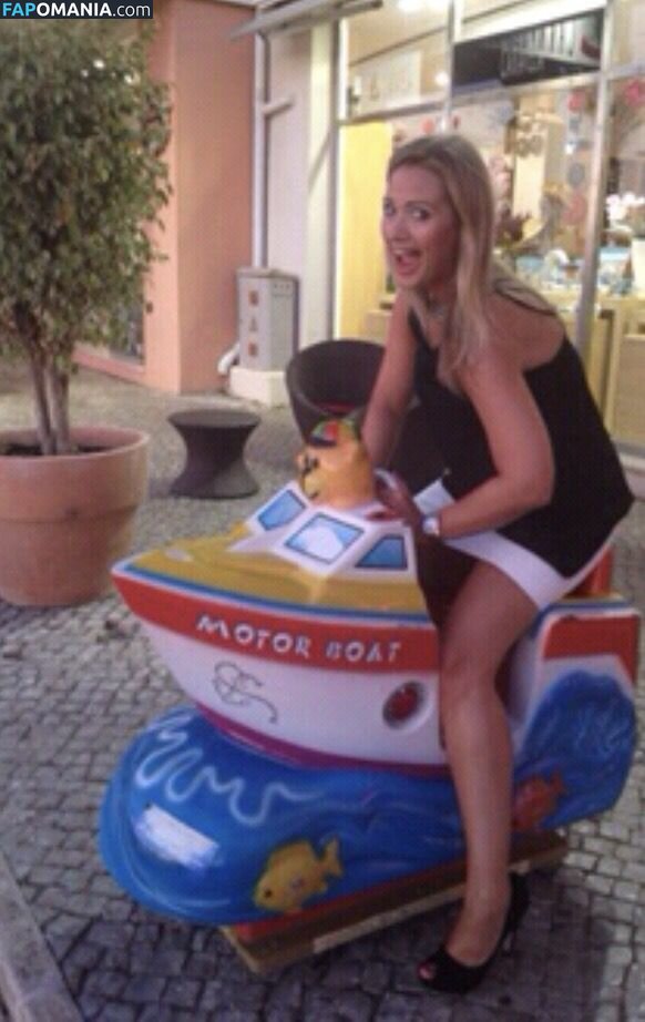 Hayley McQueen Nackt Geleaktes Foto #24