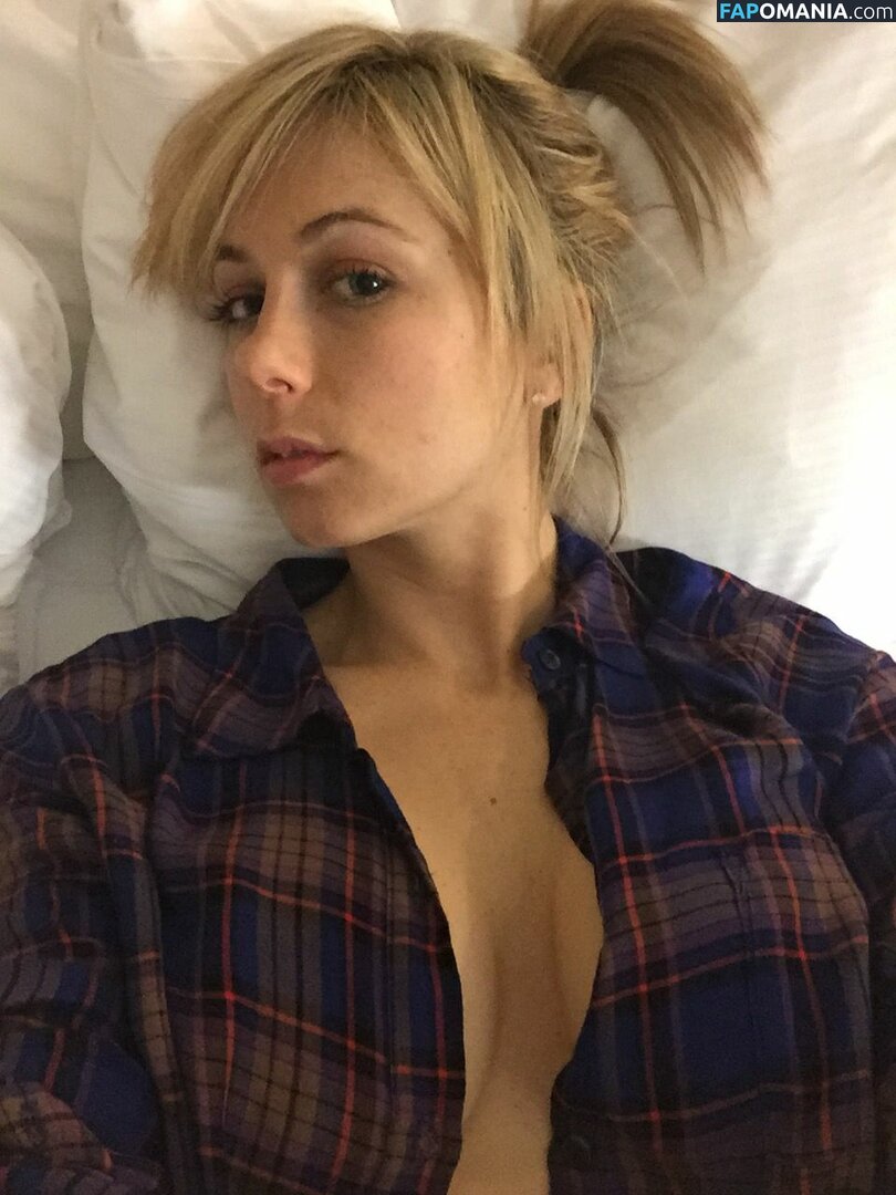 Iliza Shlesinger Nackt Geleaktes Foto #20