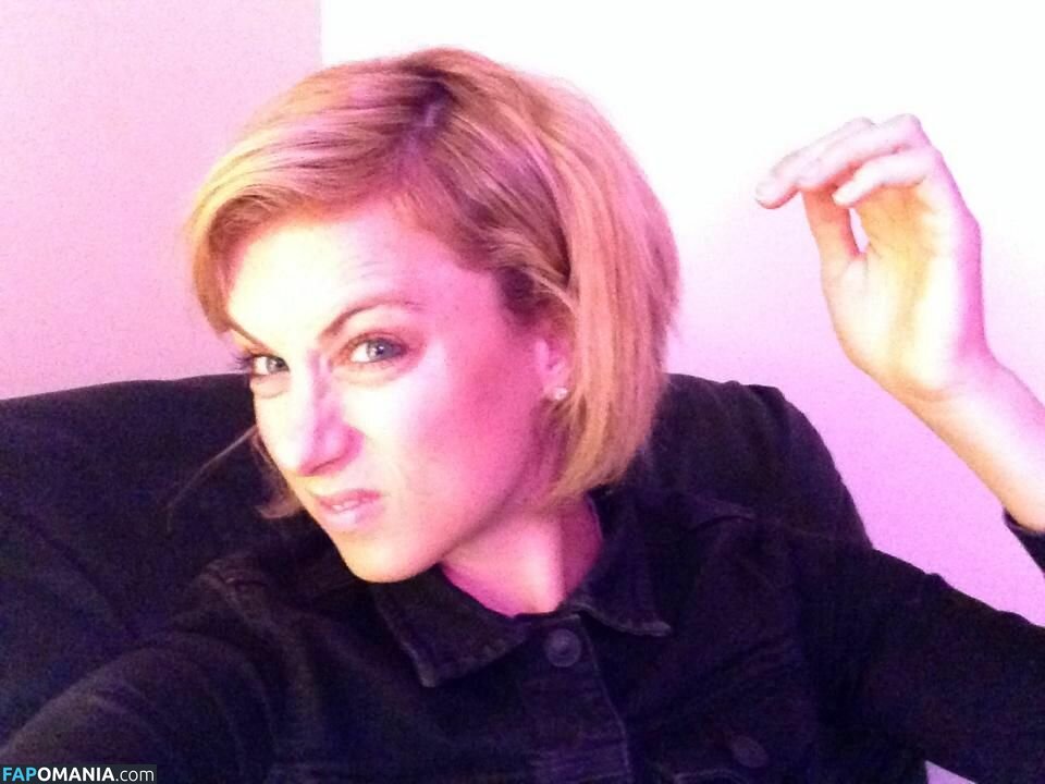 Iliza Shlesinger Nackt Geleaktes Foto #33