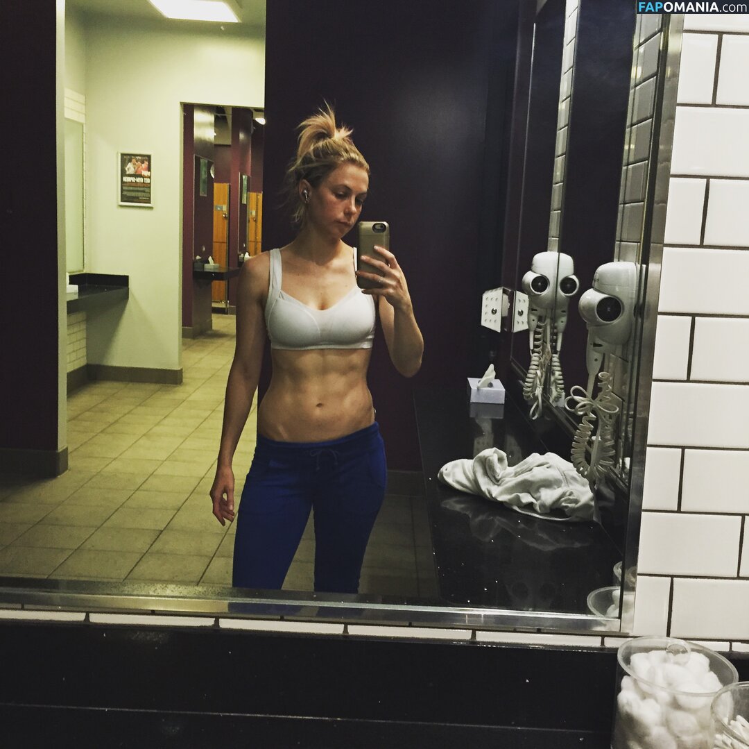 Iliza Shlesinger Nackt Geleaktes Foto #183