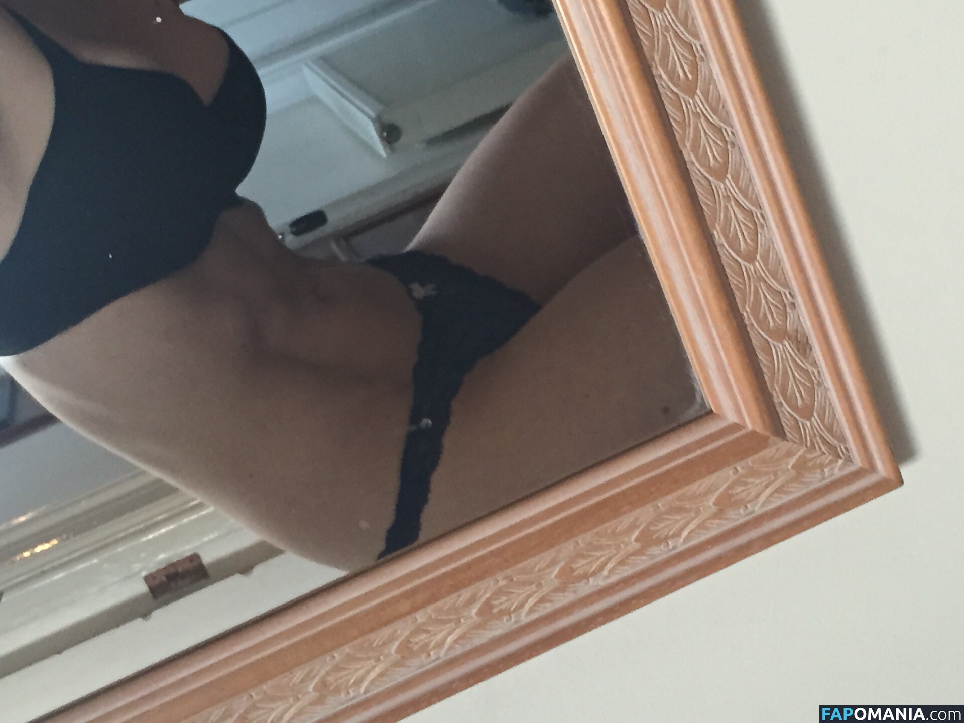 Iliza Shlesinger Nackt Geleaktes Foto #212
