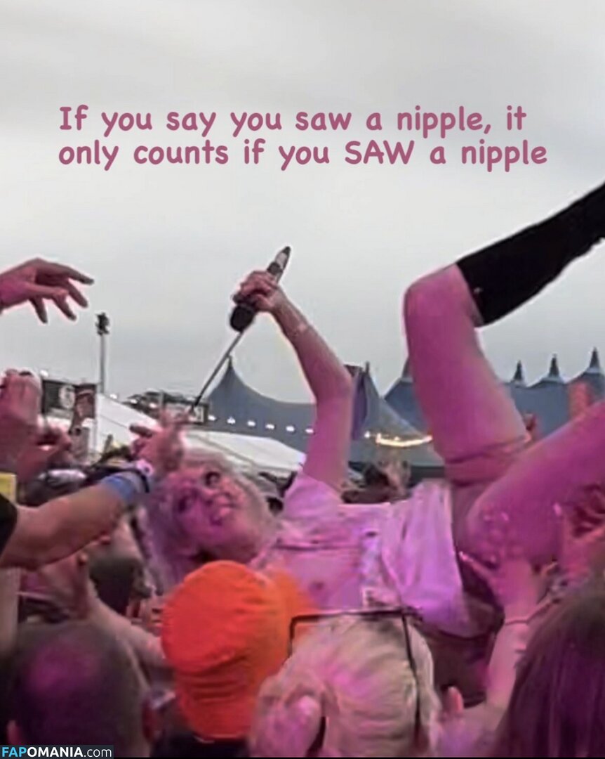 Izzy Phillips Nackt Geleaktes Foto #17