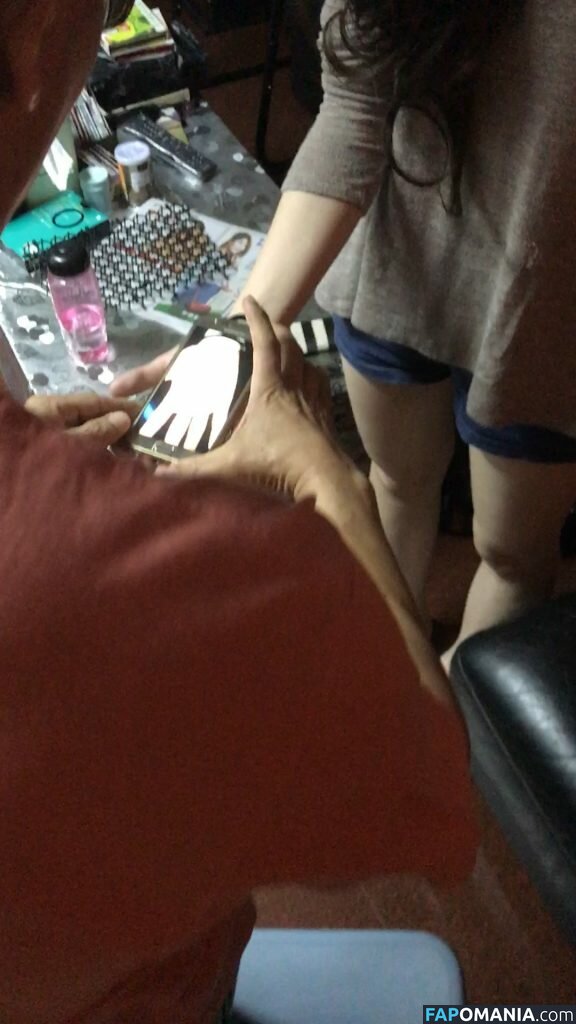 Janella Ooi Nackt Geleaktes Foto #19