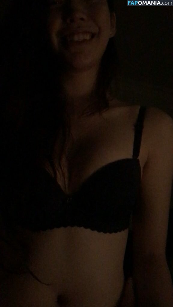 Janella Ooi Nackt Geleaktes Foto #28