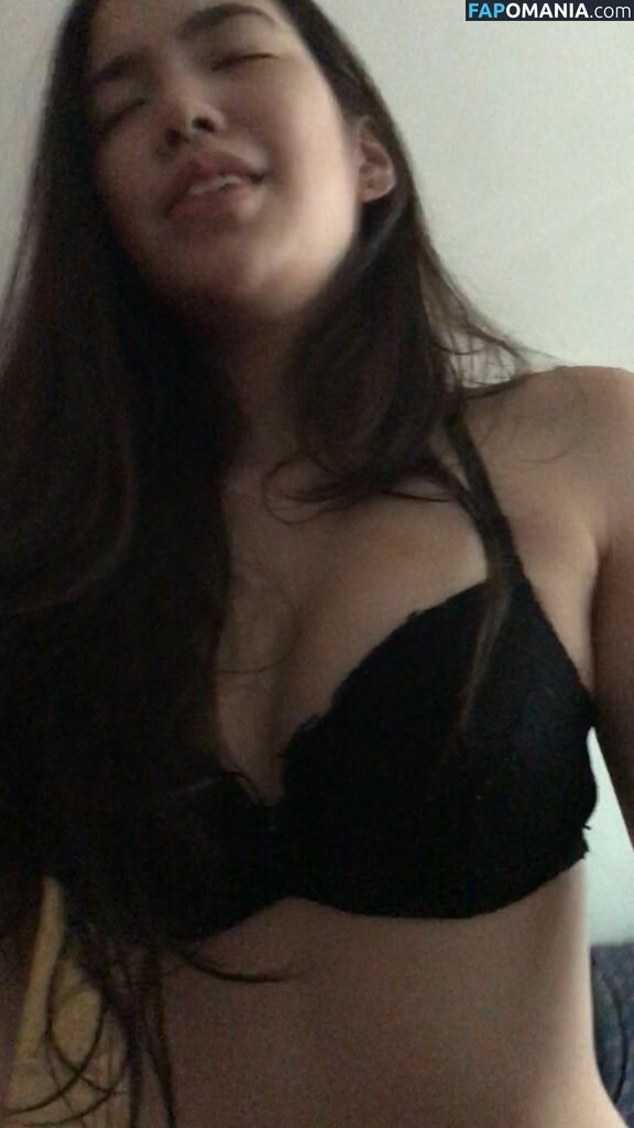 Janella Ooi Nackt Geleaktes Foto #202