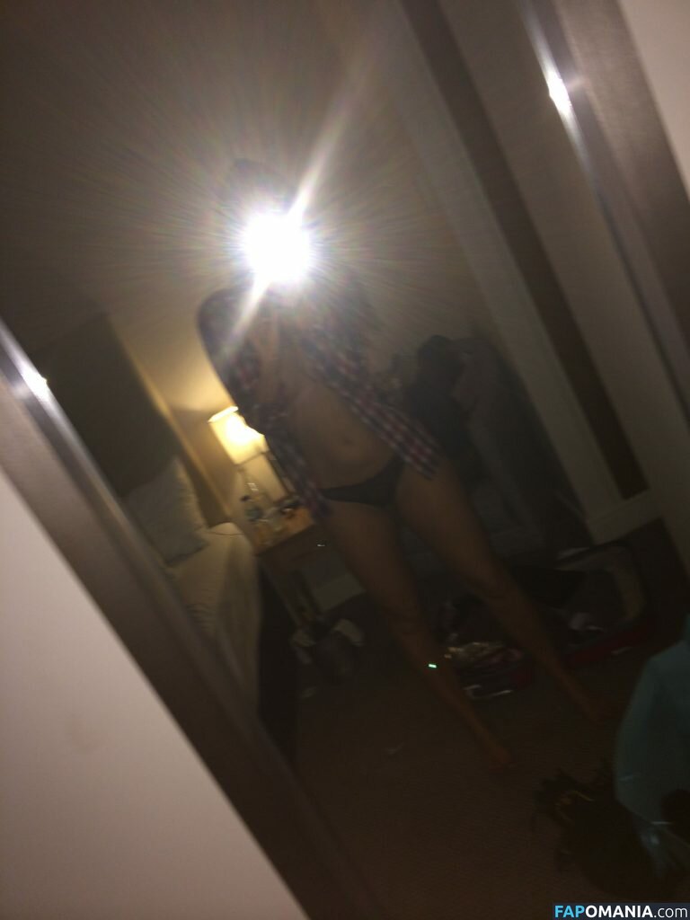 Jennifer Metcalfe Nackt Geleaktes Foto #24