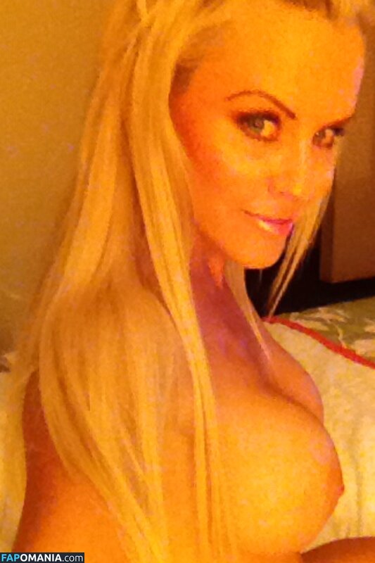 Jenny McCarthy Nackt Geleaktes Foto #7