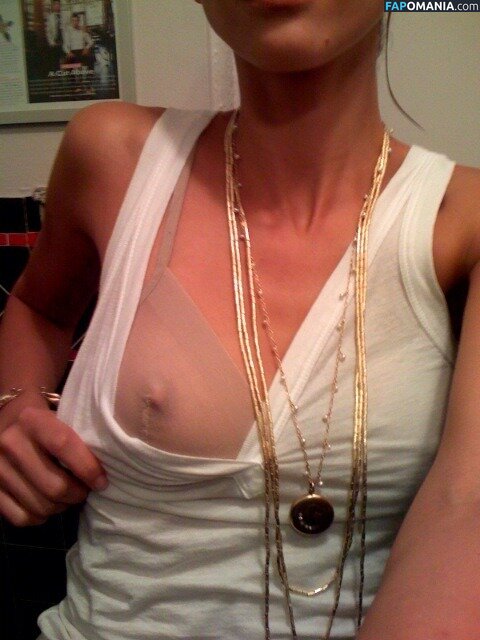 Jessica Alba Nackt Geleaktes Foto #3