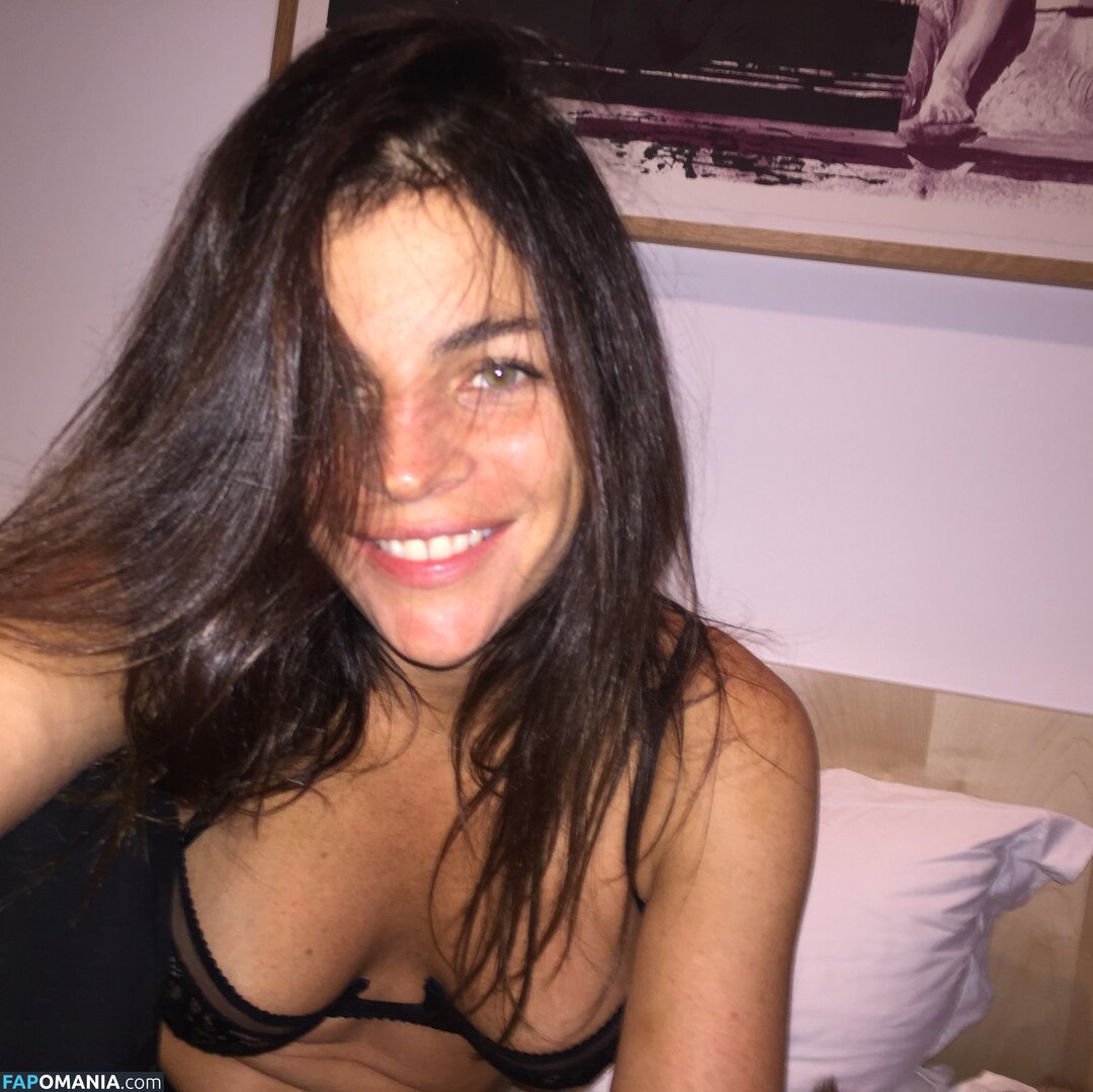 Julia Restoin Nackt Geleaktes Foto #9