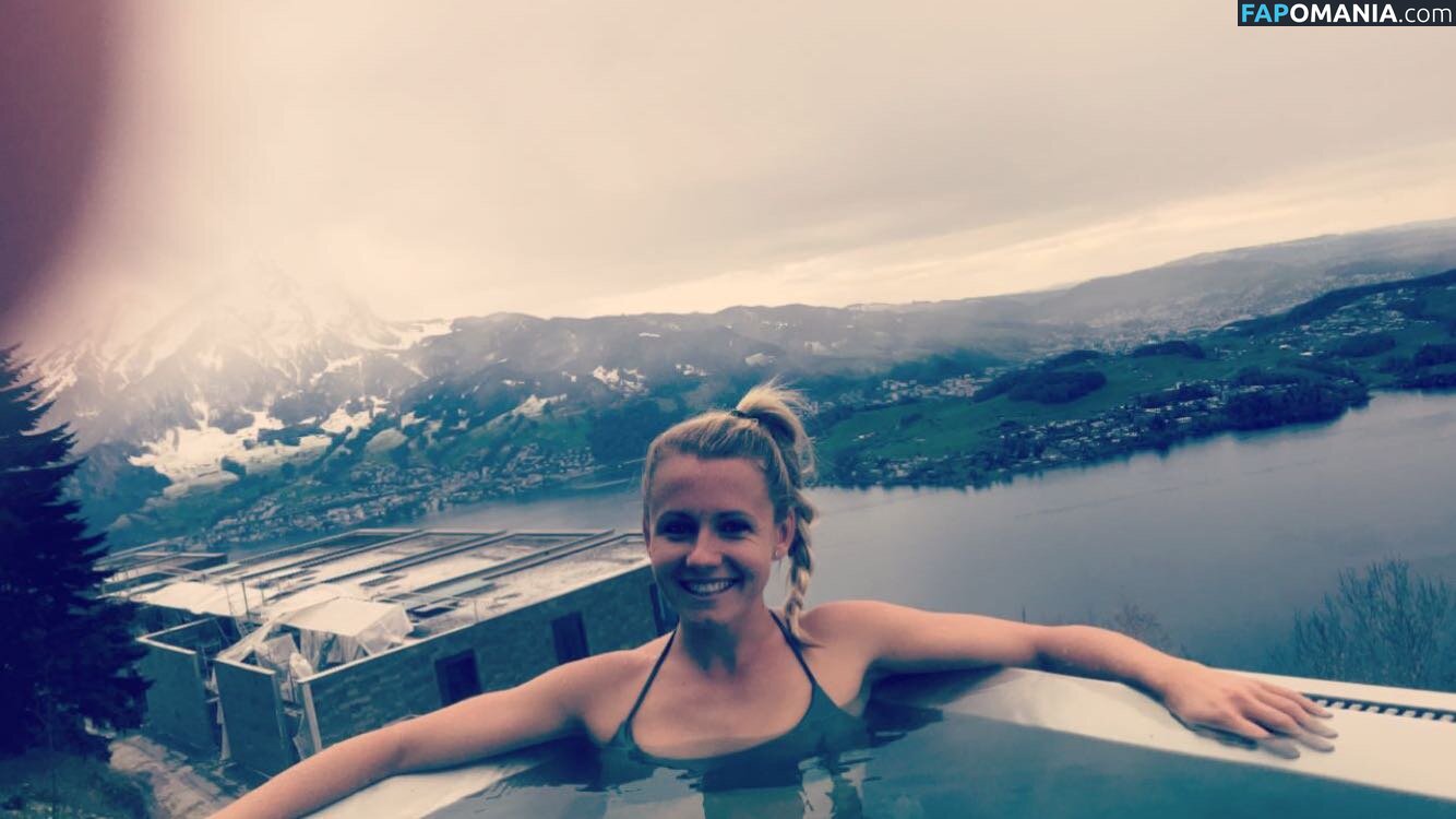 Julia Simic Nackt Geleaktes Foto #30