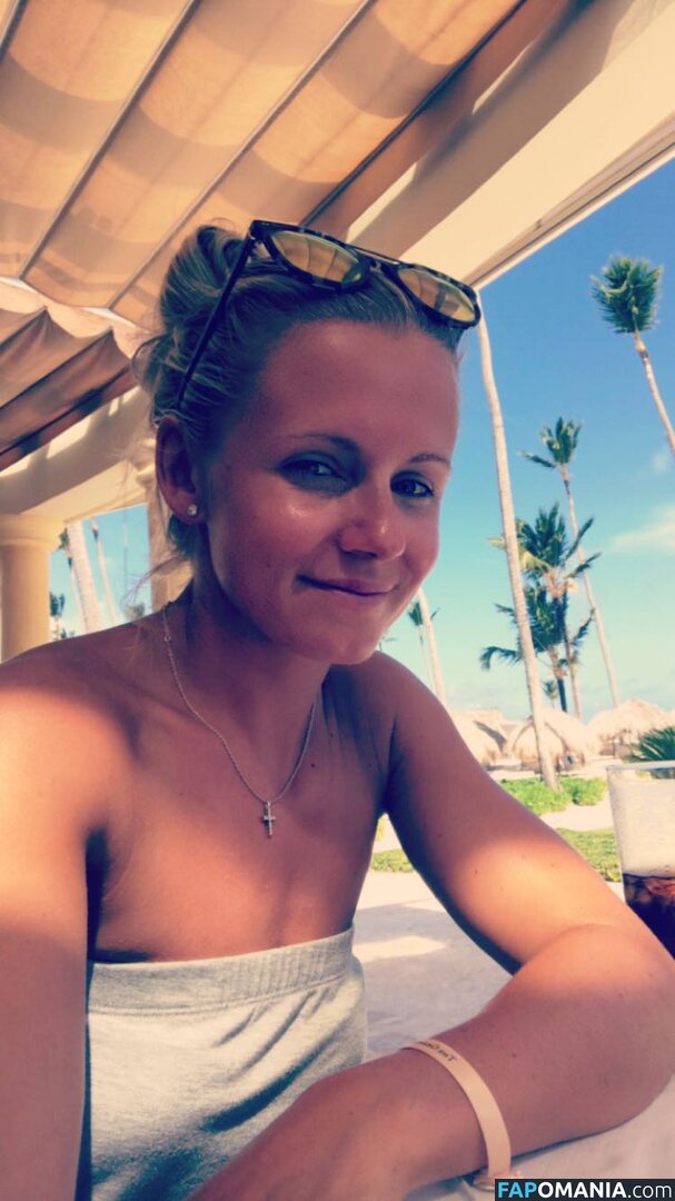 Julia Simic Nackt Geleaktes Foto #38