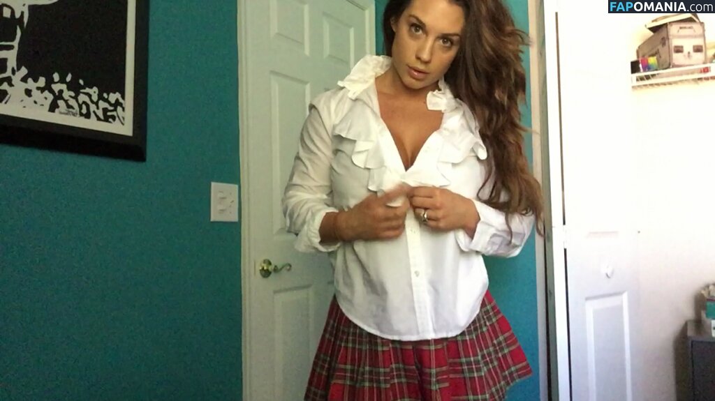 Kaitlyn WWE Nackt Geleaktes Foto #12