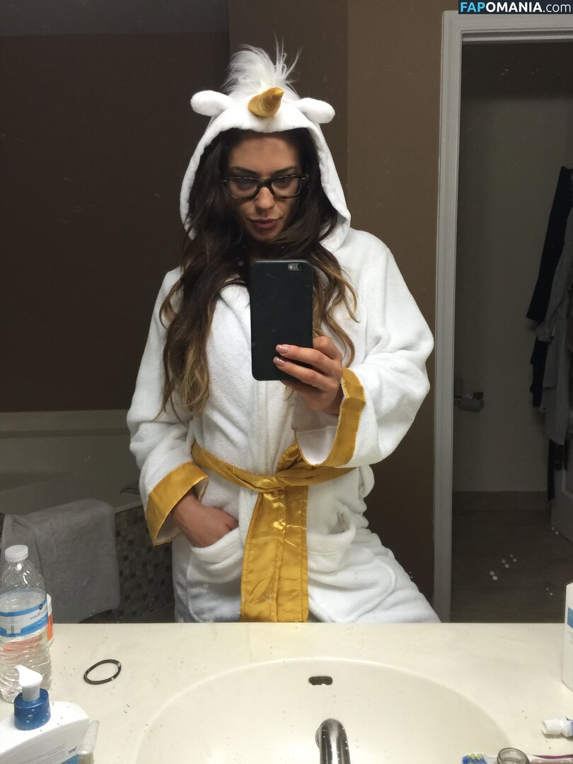 Kaitlyn WWE Nackt Geleaktes Foto #74