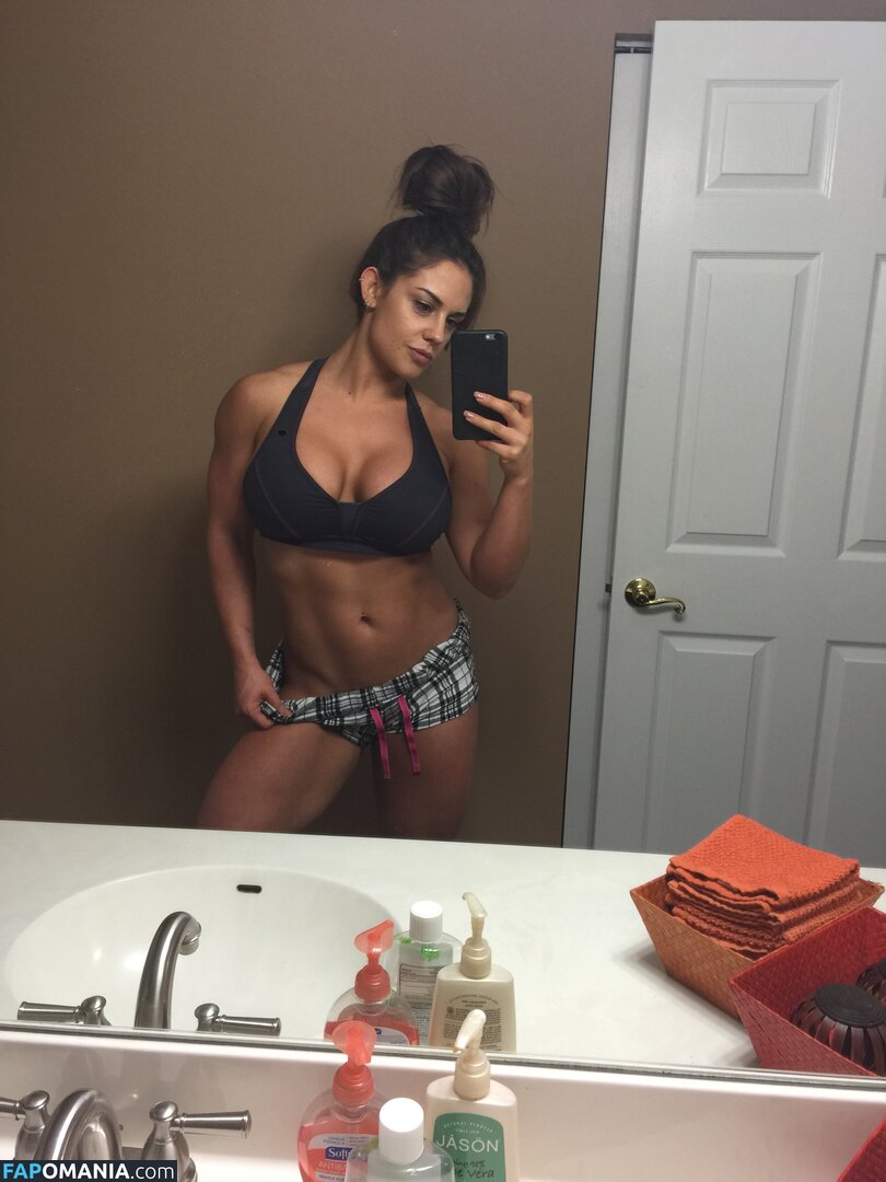 Kaitlyn WWE Nackt Geleaktes Foto #154