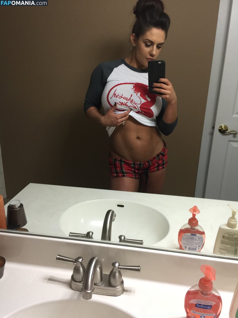 Kaitlyn WWE Nackt Geleaktes Foto #164