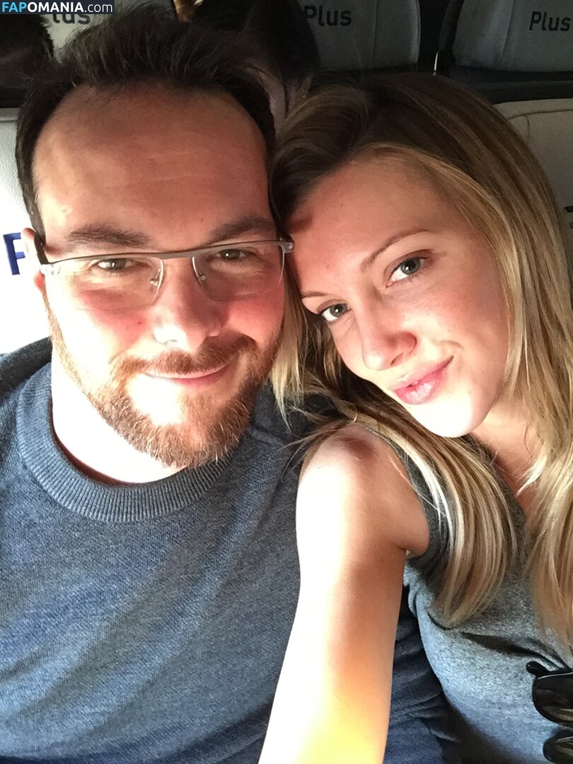 Katie Cassidy Nackt Geleaktes Foto #9