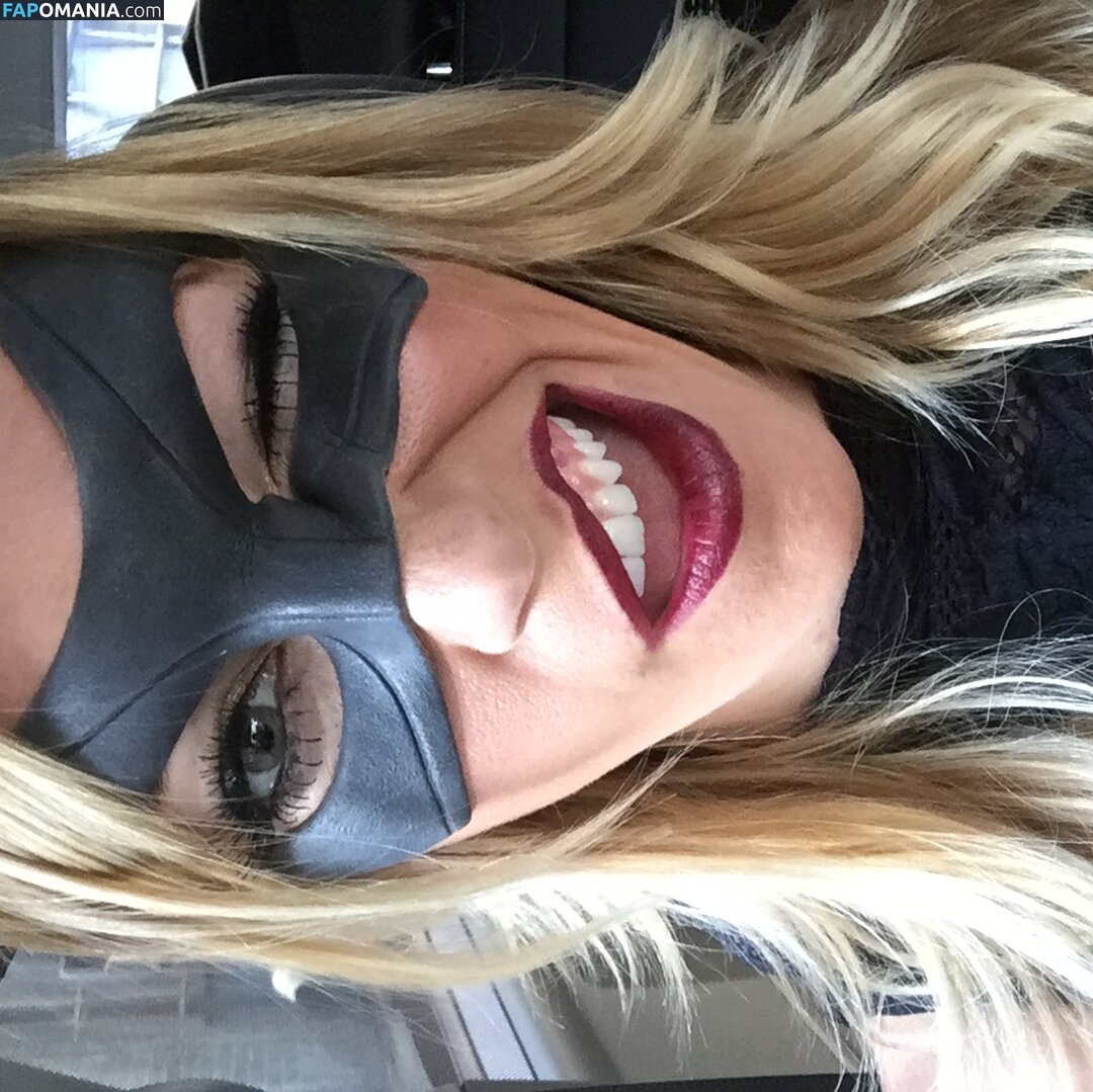 Katie Cassidy Nackt Geleaktes Foto #31