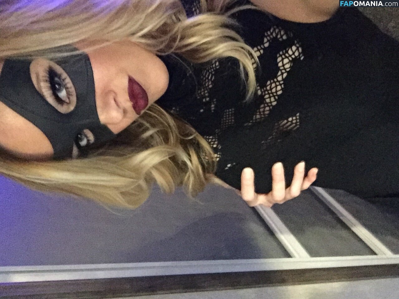 Katie Cassidy Nackt Geleaktes Foto #32