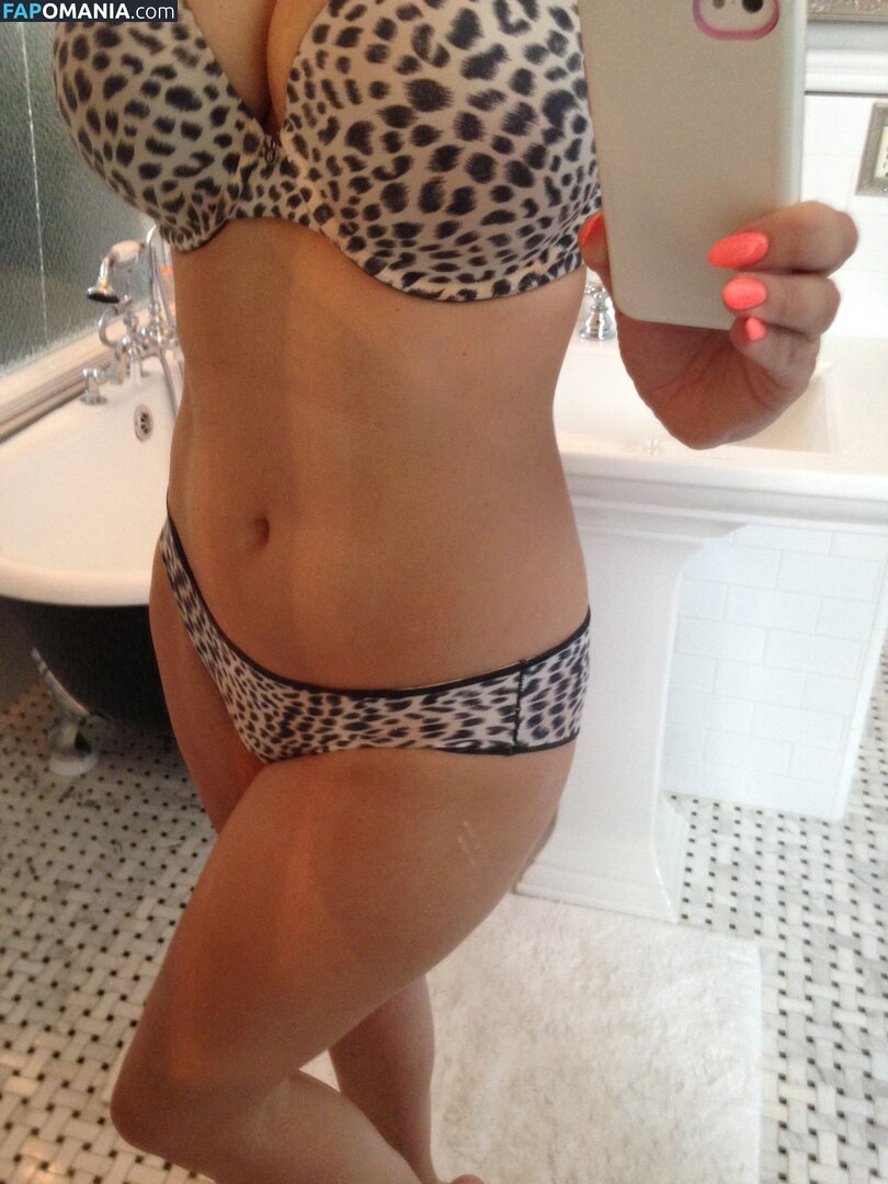 Kelly Brook Nackt Geleaktes Foto #37