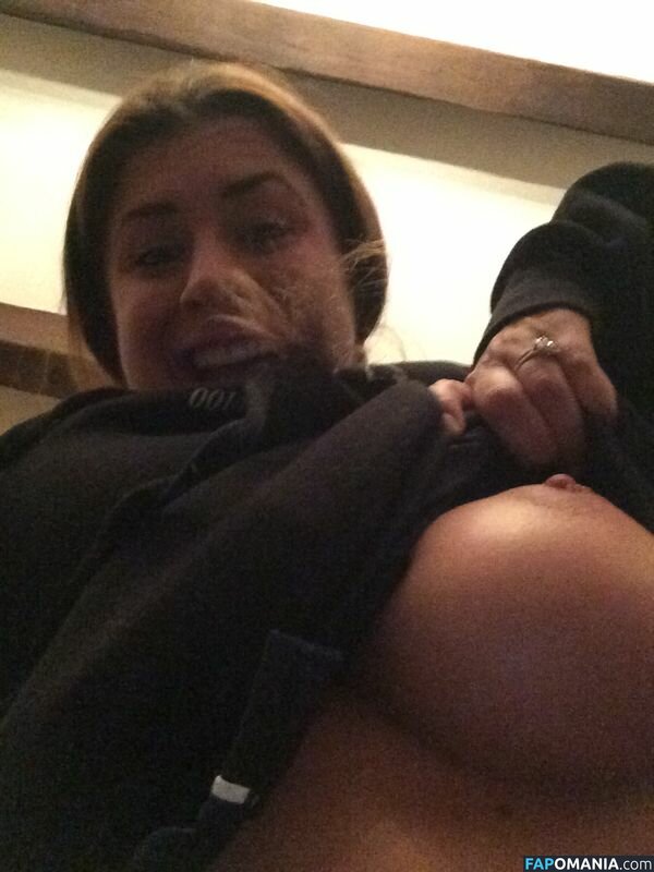 Kelly Hall Nackt Geleaktes Foto #2