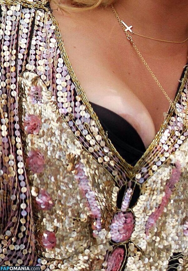 Kesha Nackt Geleaktes Foto #2