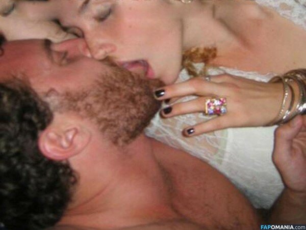 Kesha Nackt Geleaktes Foto #3