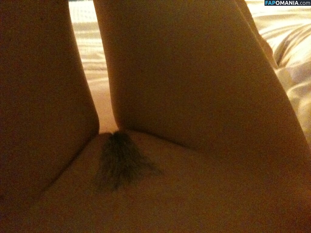 Krysten Ritter Nackt Geleaktes Foto #11