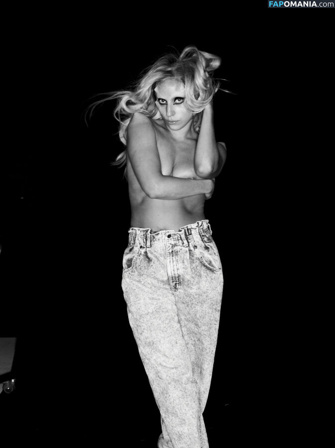 Lady Gaga Nackt Geleaktes Foto #541