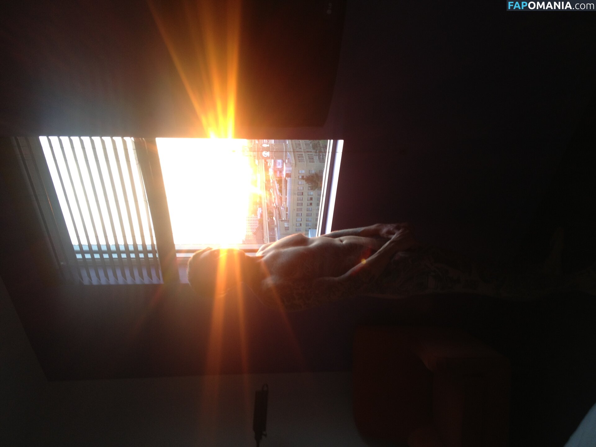 Lake Bell Nackt Geleaktes Foto #21