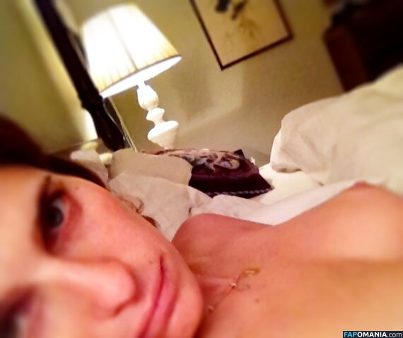 Lake Bell Nackt Geleaktes Foto #36