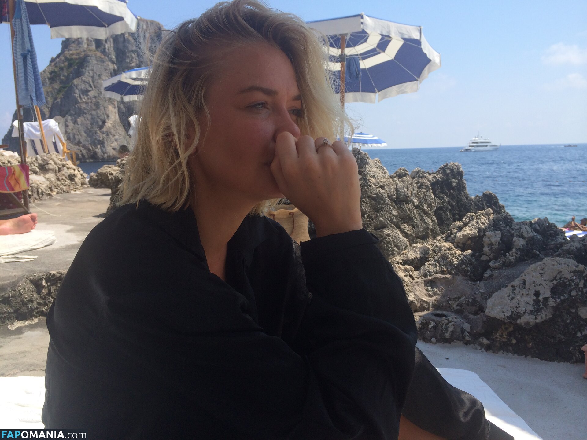 Lara Bingle Nackt Geleaktes Foto #53