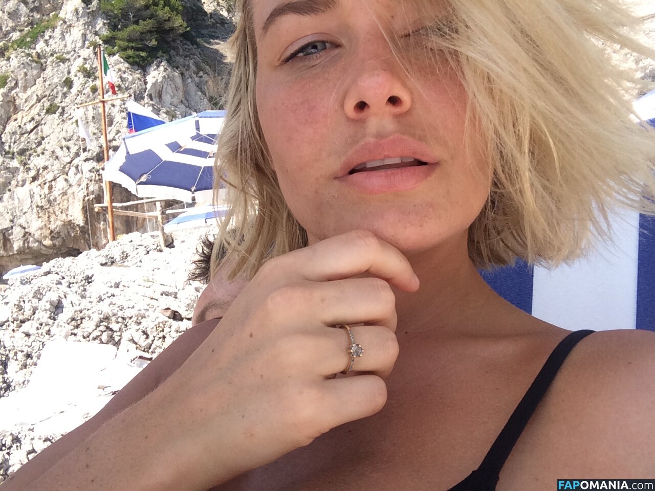 Lara Bingle Nackt Geleaktes Foto #90