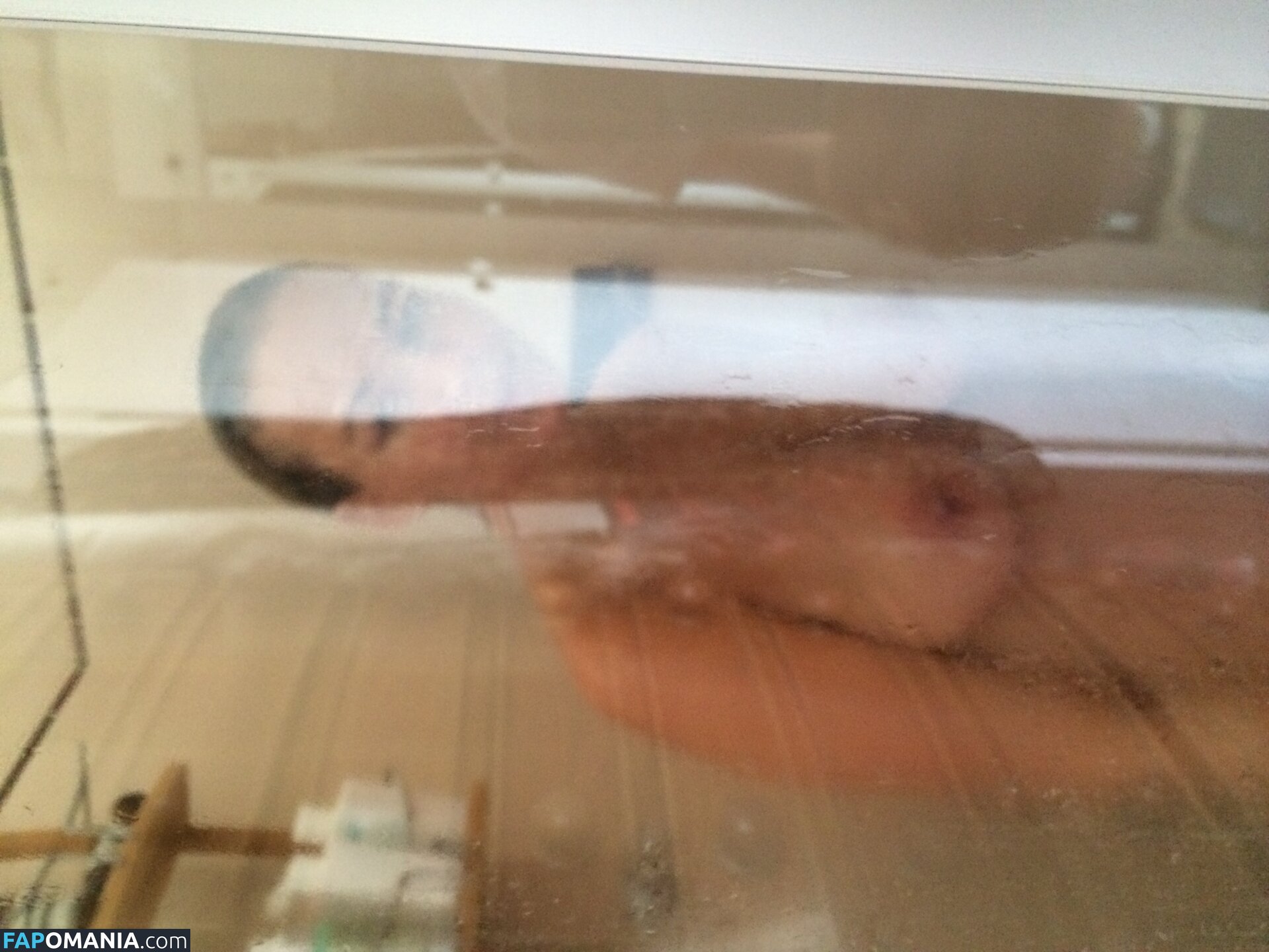 Lara Bingle Nackt Geleaktes Foto #228