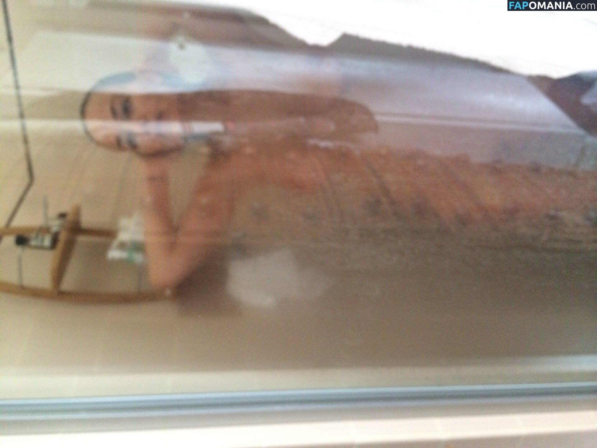 Lara Bingle Nackt Geleaktes Foto #240