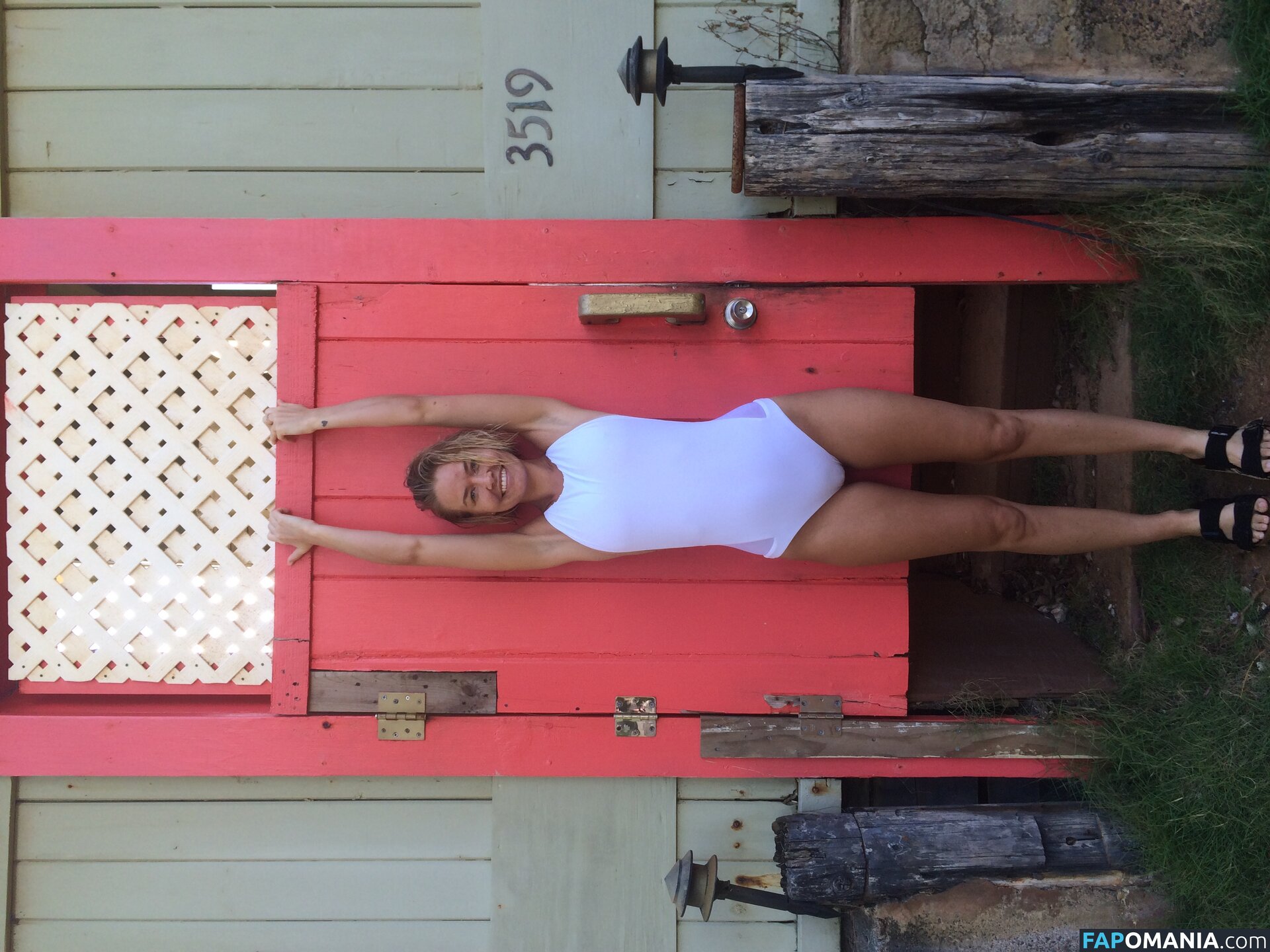 Lara Bingle Nackt Geleaktes Foto #339