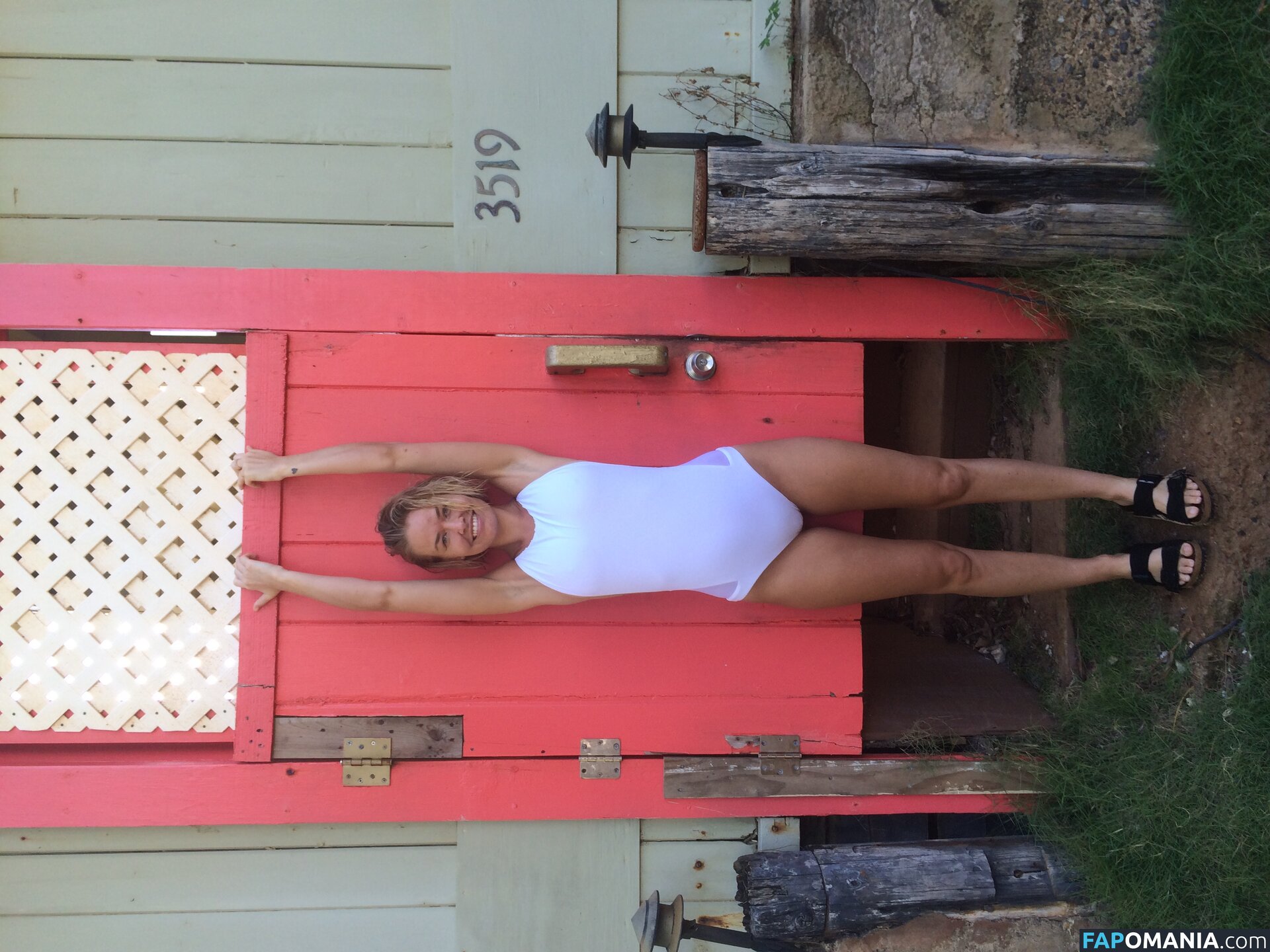 Lara Bingle Nackt Geleaktes Foto #340